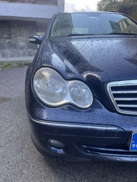 Mercedes-Benz 220 Комби , снимка 7
