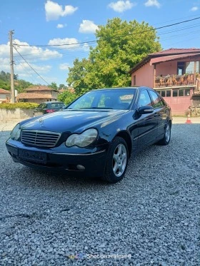     Mercedes-Benz C 220 C-class