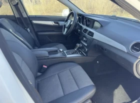 Mercedes-Benz C 220, снимка 8
