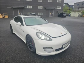 ������ Porsche Panamera