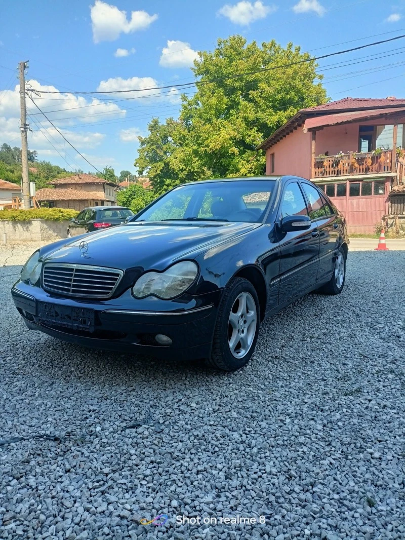 Mercedes-Benz C 220 C-class, снимка 3 - Автомобили и джипове - 47221713