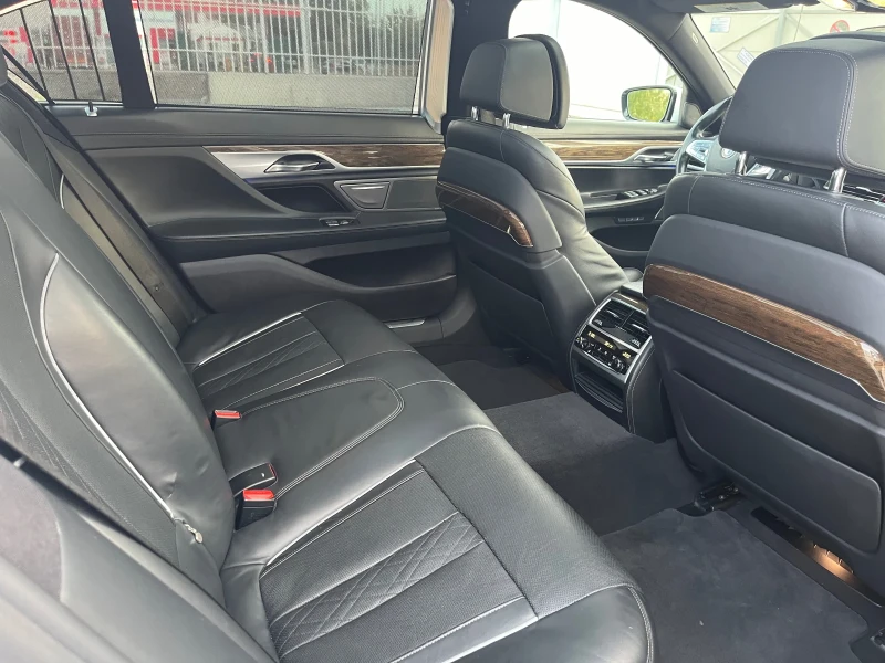 BMW 740 iL, снимка 11 - Автомобили и джипове - 47334678