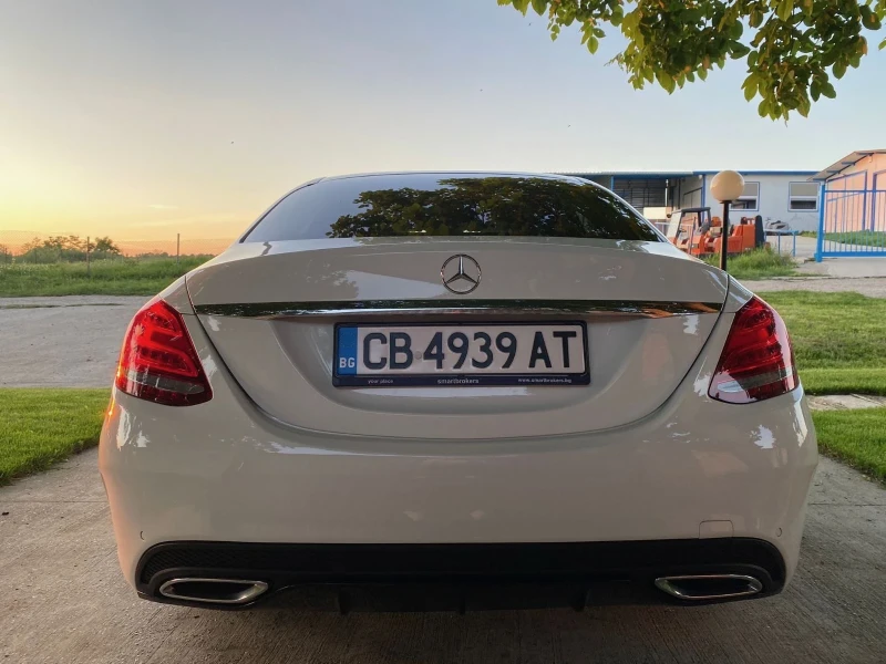 Mercedes-Benz C 220 AMG 4Matic, снимка 4 - Автомобили и джипове - 47899668