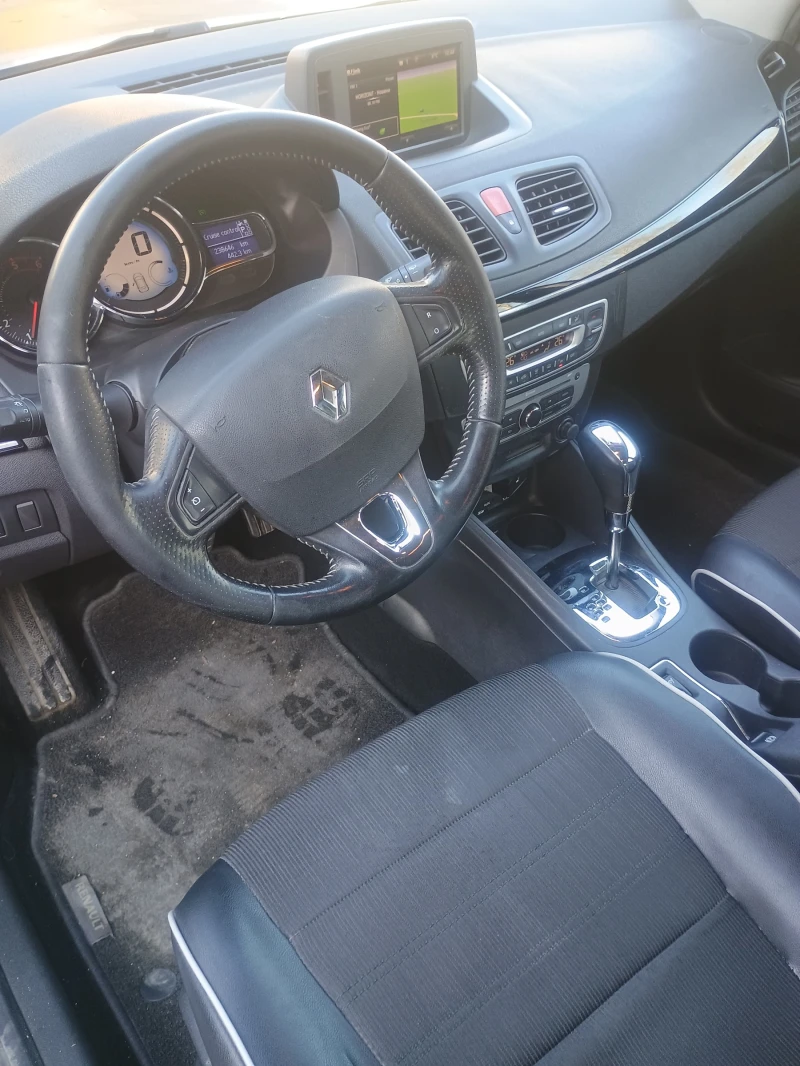 Renault Megane dci, снимка 6 - Автомобили и джипове - 48613166