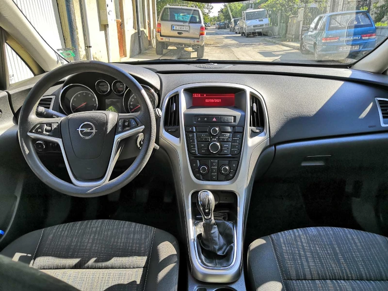 Opel Astra, снимка 6 - Автомобили и джипове - 48756779