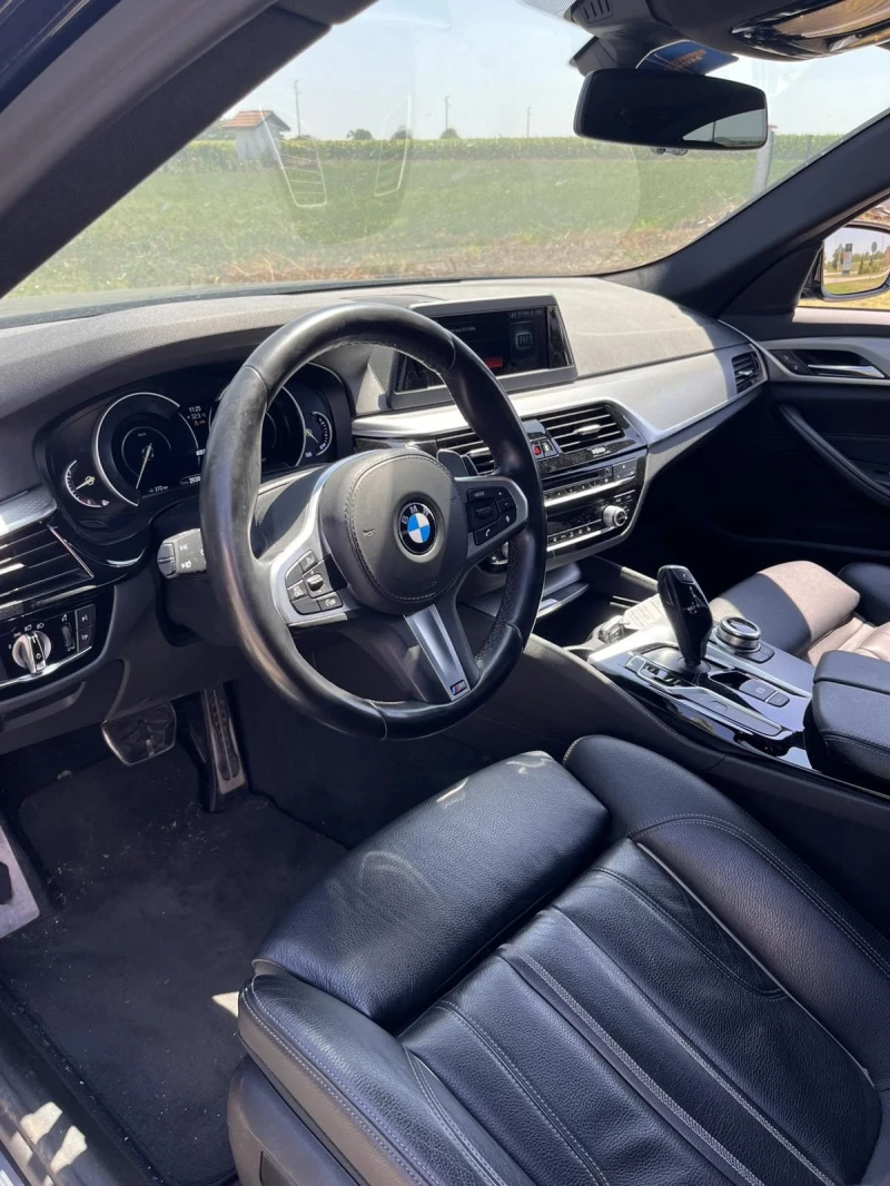 BMW 530E, снимка 5 - Автомобили и джипове - 48826277