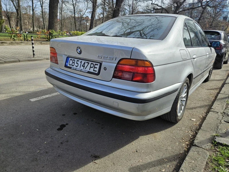 BMW 525, снимка 12 - Автомобили и джипове - 49496020