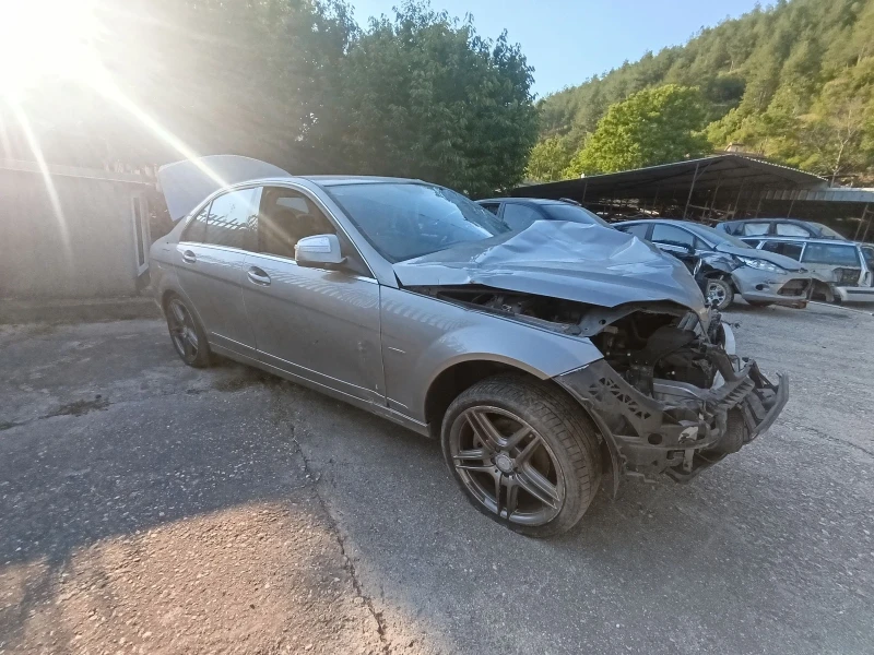 Mercedes-Benz C 200 Kompresor , снимка 2 - Автомобили и джипове - 52846736