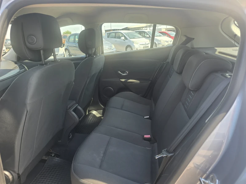 Renault Megane 1.5 dCi 90кс EURO 4, снимка 15 - Автомобили и джипове - 51122059