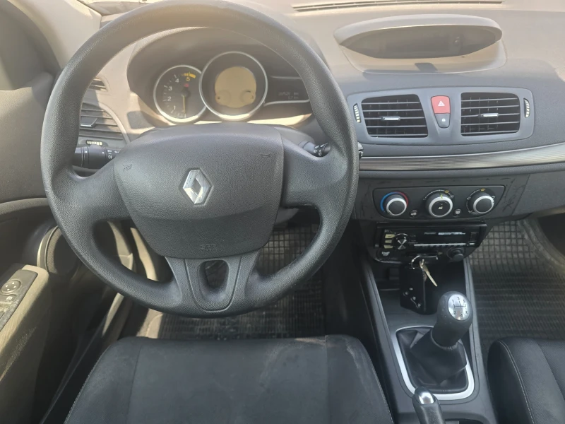 Renault Megane 1.5 dCi 90кс EURO 4, снимка 14 - Автомобили и джипове - 51122059