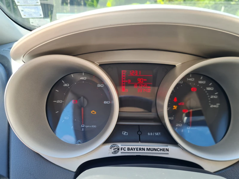 Seat Ibiza, снимка 7 - Автомобили и джипове - 52817006