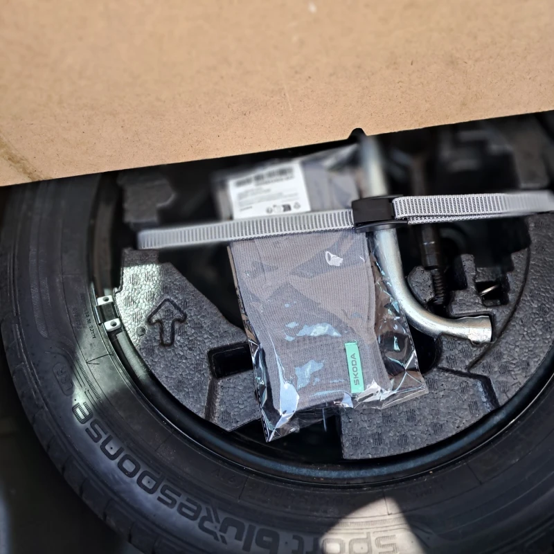 Skoda Octavia, снимка 17 - Автомобили и джипове - 51877626