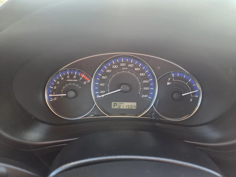 Subaru Forester 2.0, снимка 5 - Автомобили и джипове - 52526649