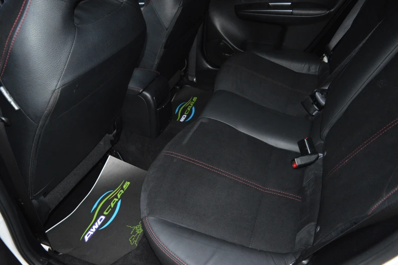 Subaru WRX 2.5 WRX STI ШВЕЙЦАРИЯ, снимка 9 - Автомобили и джипове - 52575909