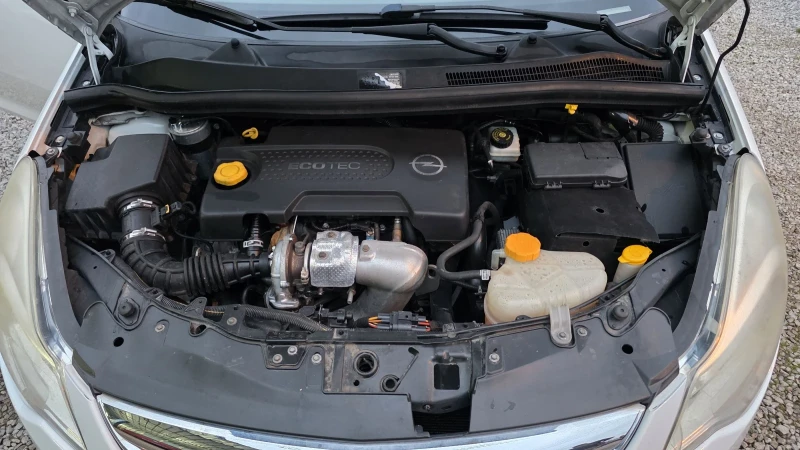 Opel Corsa 1.3CDTI, снимка 12 - Автомобили и джипове - 52728135