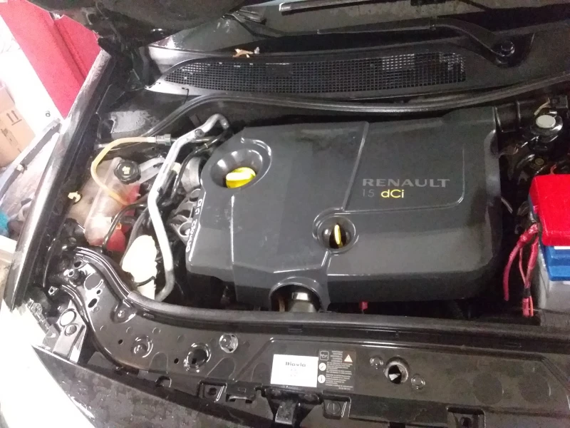 Renault Megane 1.5 , снимка 14 - Автомобили и джипове - 52924715