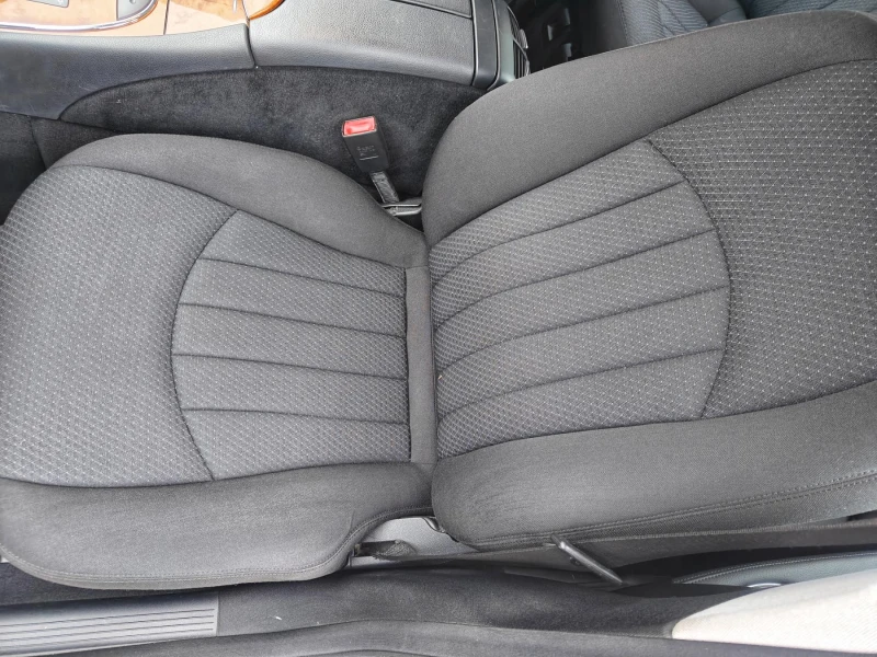 Mercedes-Benz E 220 CDI, фейслифт, снимка 9 - Автомобили и джипове - 53092093