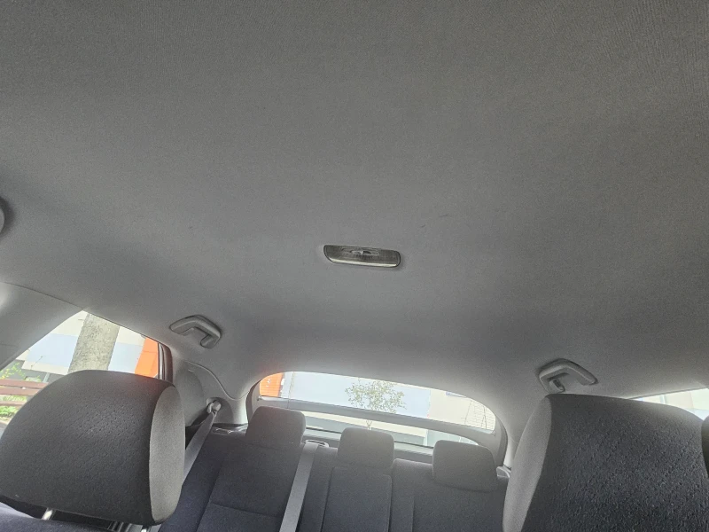 Honda Civic 2.2 i - CTDi, снимка 13 - Автомобили и джипове - 53291272