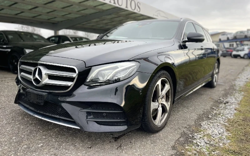 Mercedes-Benz E 400 AMG Line 4 Matic 9G-Tronic