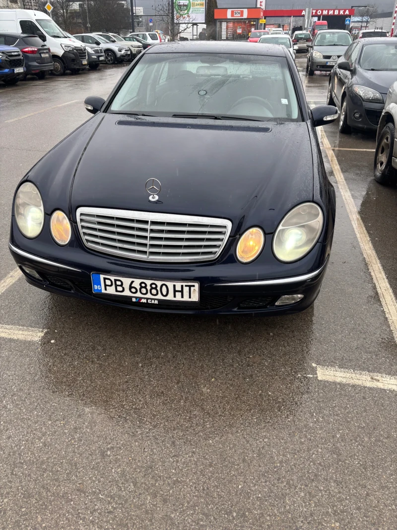 Mercedes-Benz E 240, снимка 11 - Автомобили и джипове - 53416537