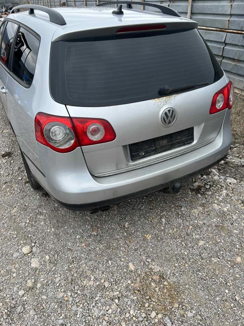 VW Passat 2.0 TDI CBA DSG, снимка 4 - Автомобили и джипове - 53434776
