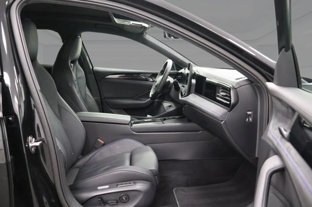 VW Passat Variant 2.0 TDI 4Motion = R-Line = �������� | Mobile.bg � ����������� 12