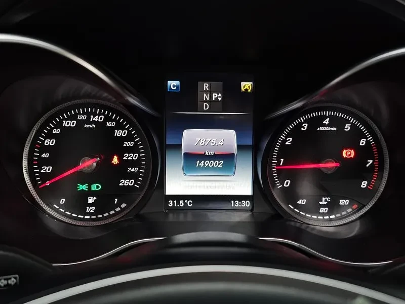 Mercedes-Benz C 200 САМО 30% АВАНС, снимка 8 - Автомобили и джипове - 56251404