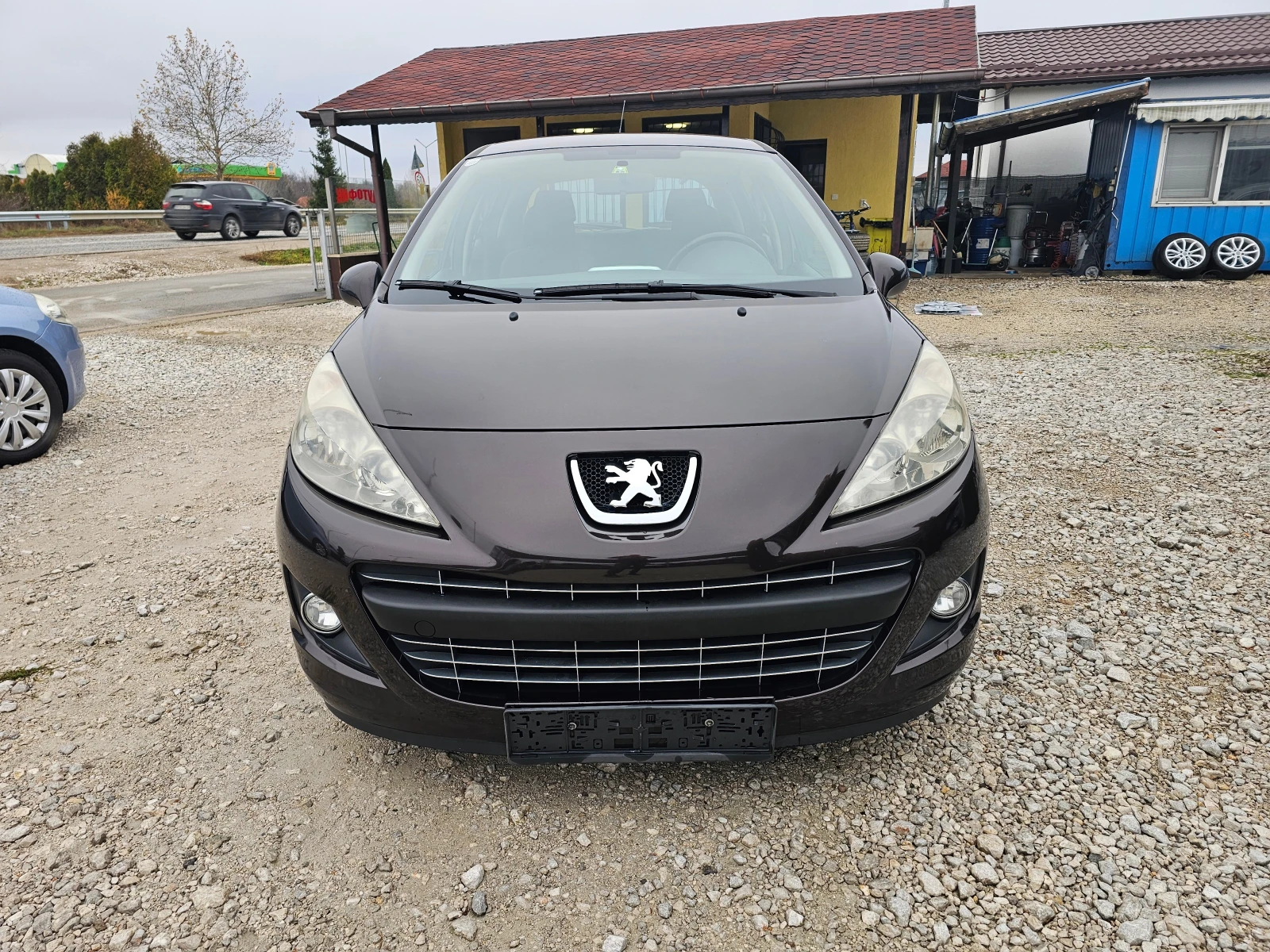 Peugeot 207 1.4i КЛИМАТИК РЕАЛНИ КИЛОМЕТРИ - изображение 8