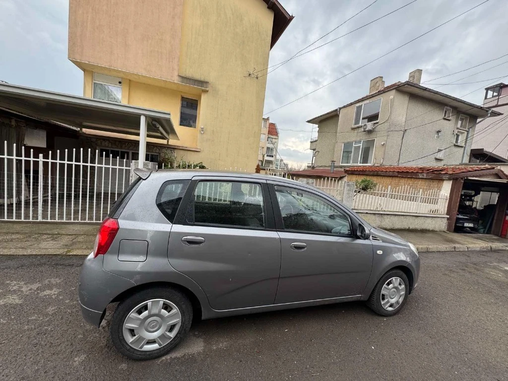 Chevrolet Aveo  - изображение 3