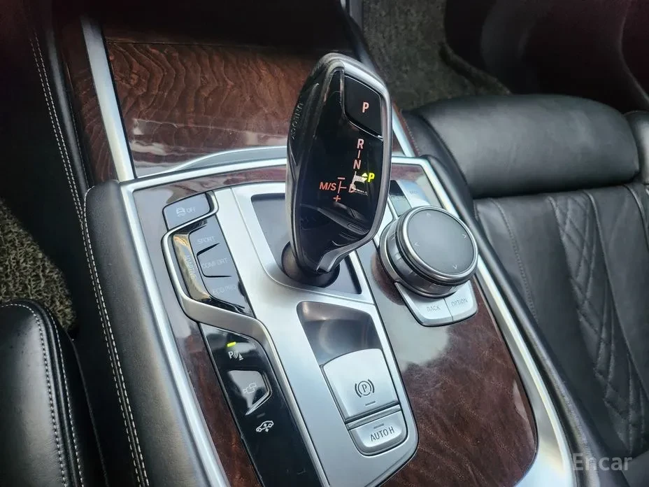 BMW 730 7 Series(G11) 730 Ld xDrive - изображение 9