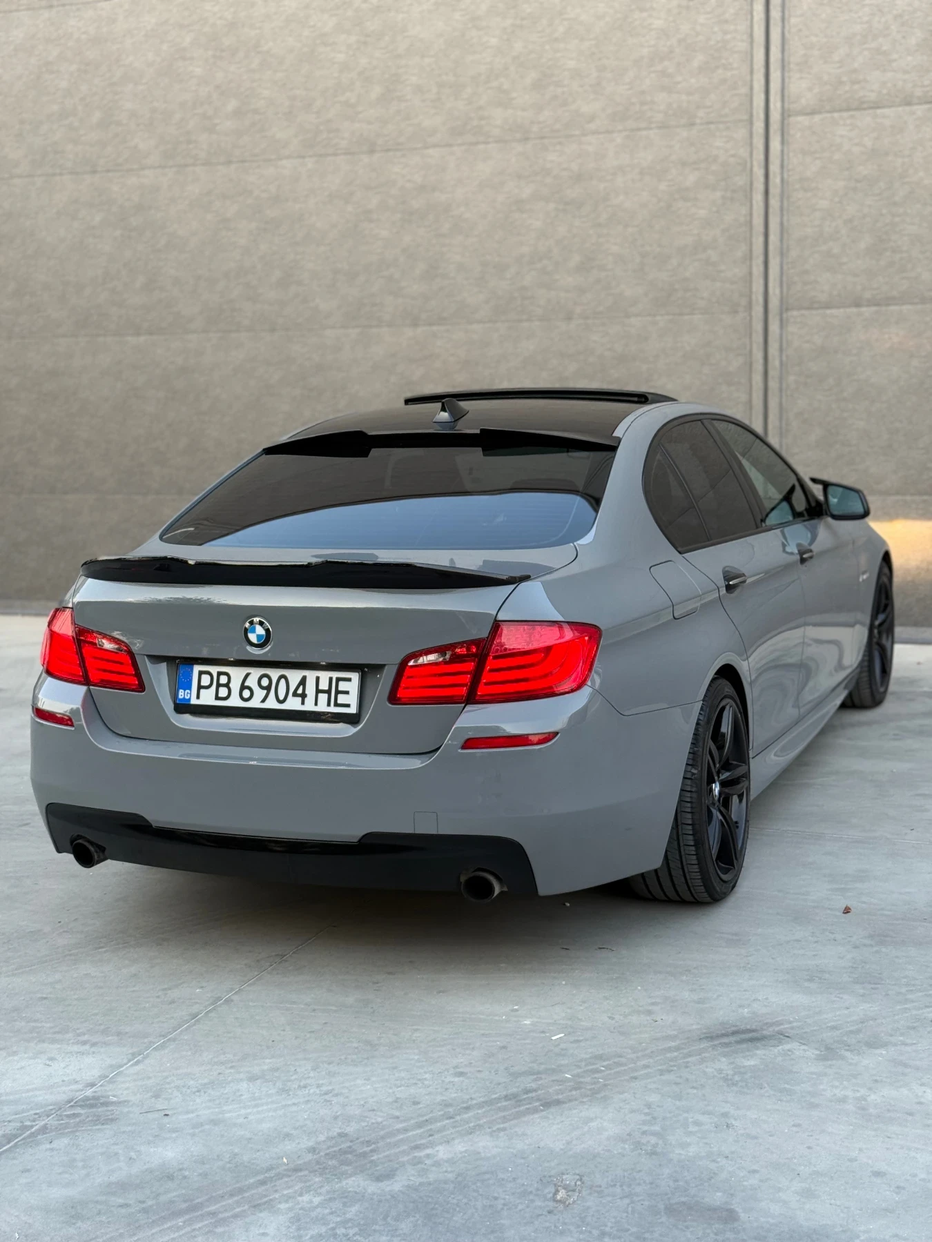 BMW 535 Сервизна история* HeadUp* Keyless* Шибидах* M-pack - изображение 7