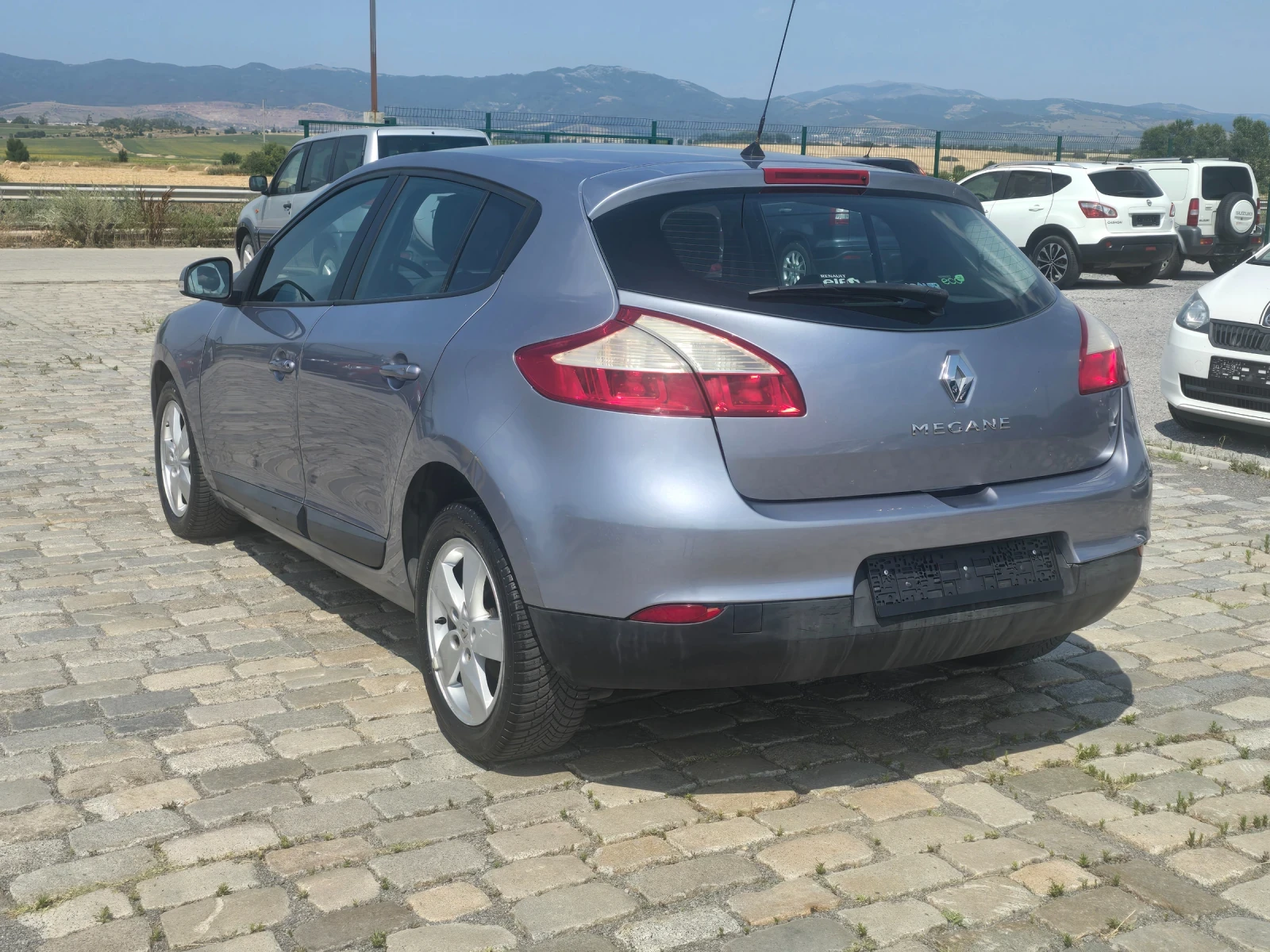 Renault Megane 1.5 dCi 90кс EURO 4 - изображение 8