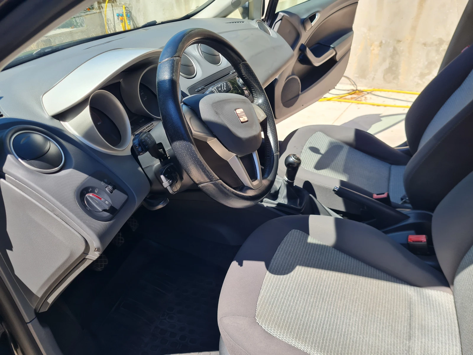 Seat Ibiza  - изображение 3