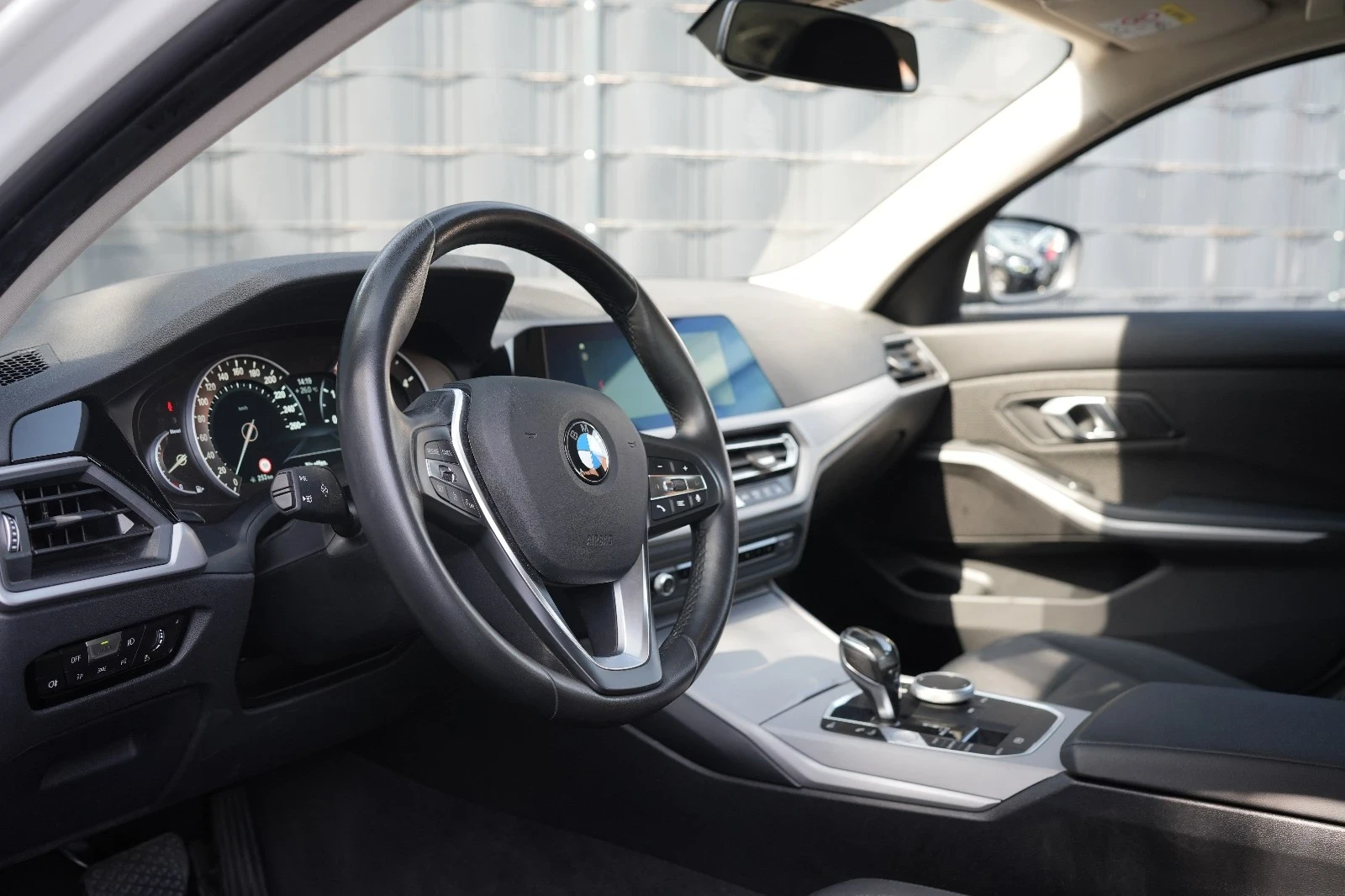 BMW 320 D / Лазер / 1-собственик  - изображение 5