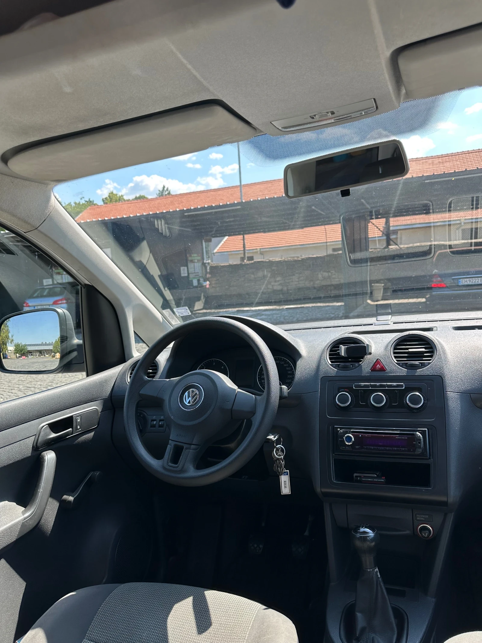 VW Caddy  - изображение 8