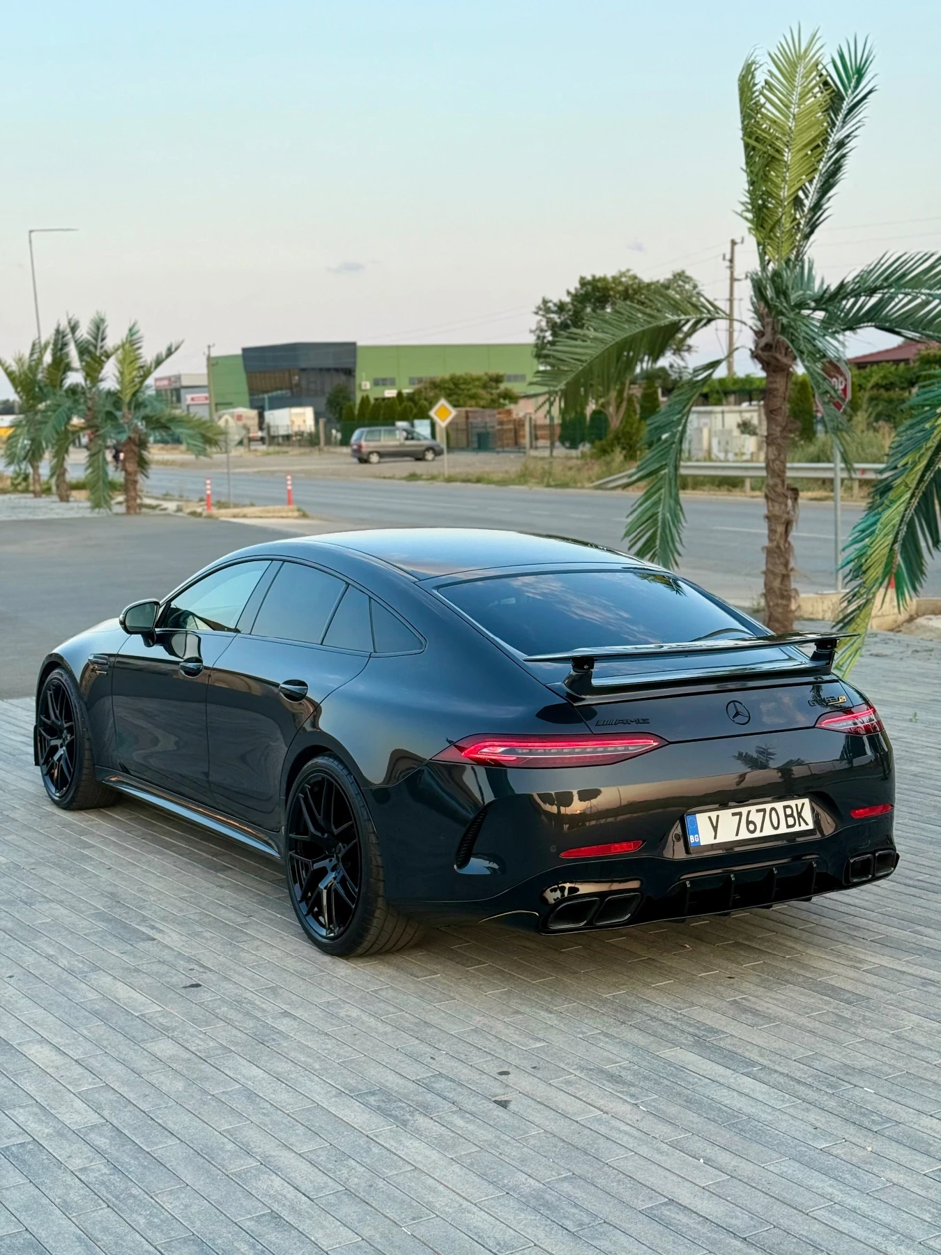 Mercedes-Benz AMG GT 43 AMG - изображение 3