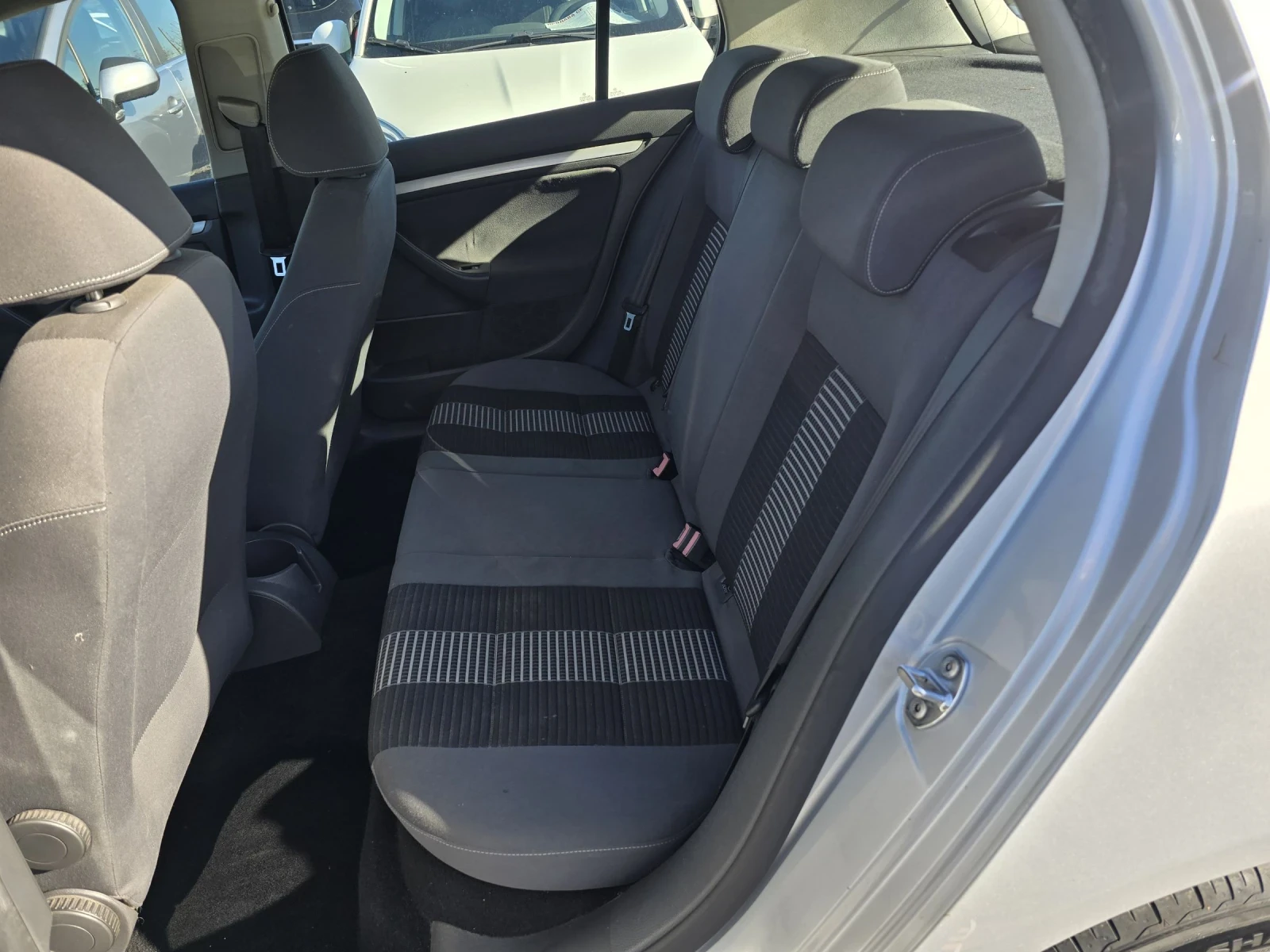 VW Golf TDI | Mobile.bg   15