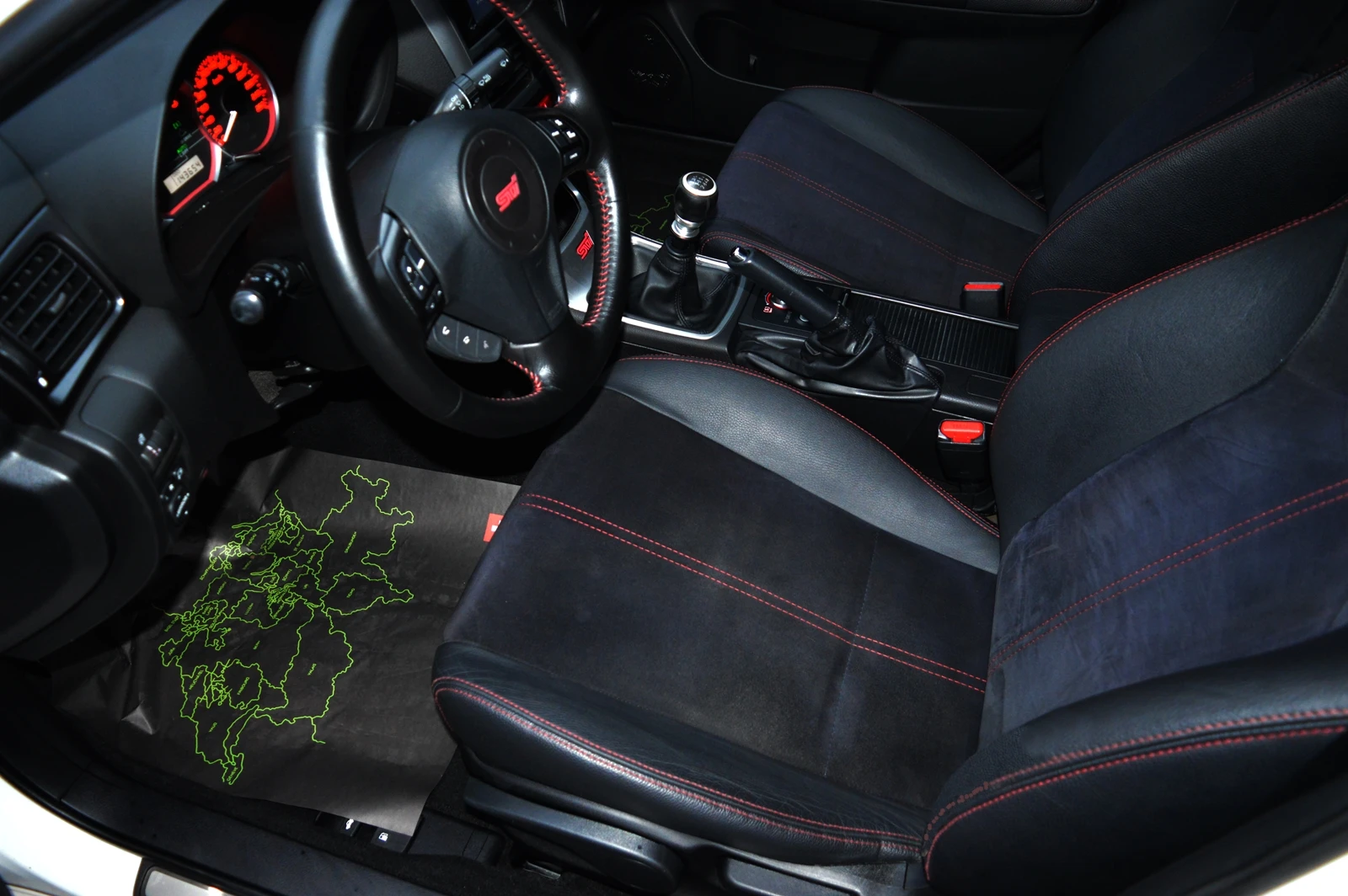 Subaru WRX 2.5 WRX STI ШВЕЙЦАРИЯ - изображение 8