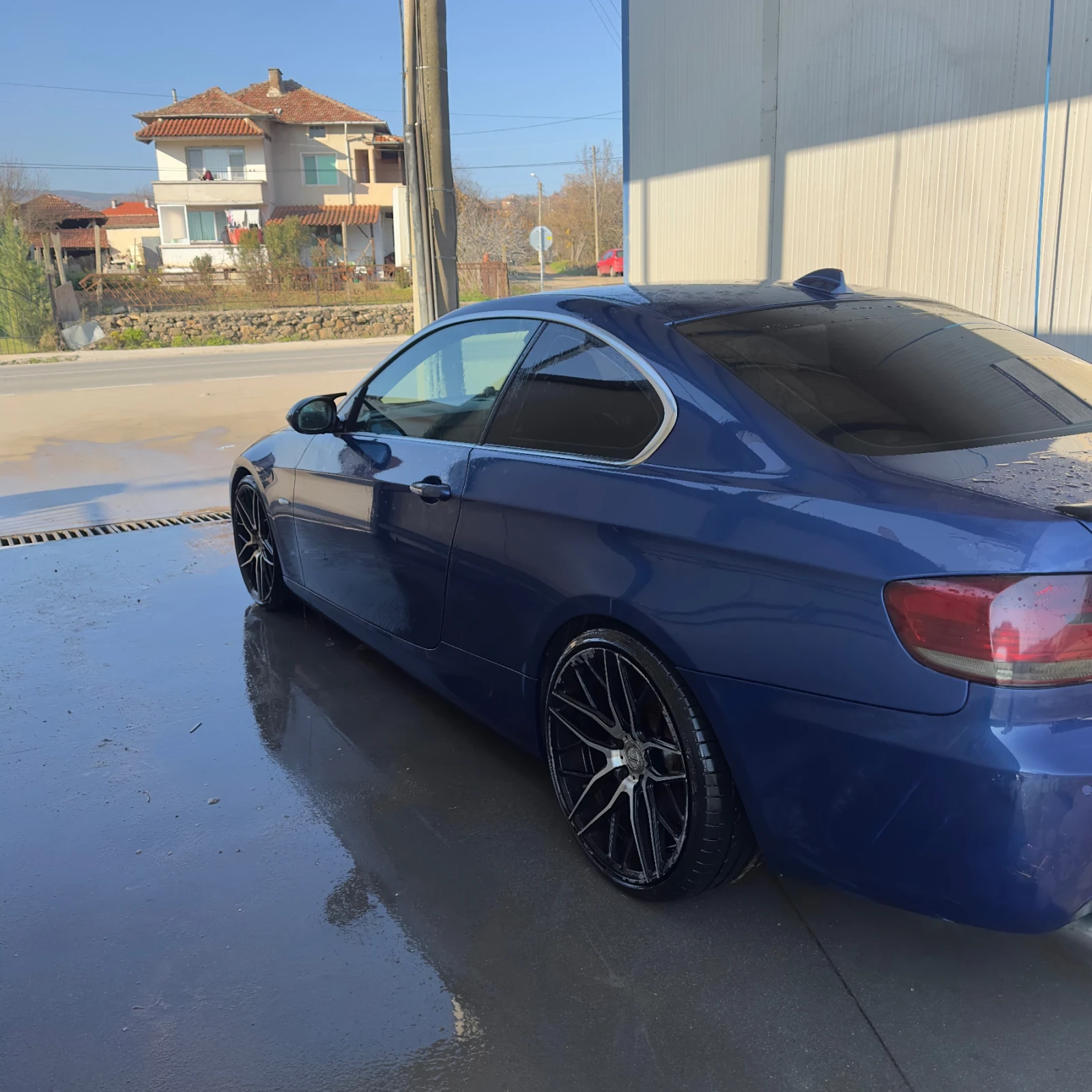 BMW 330 3 Series  - изображение 6