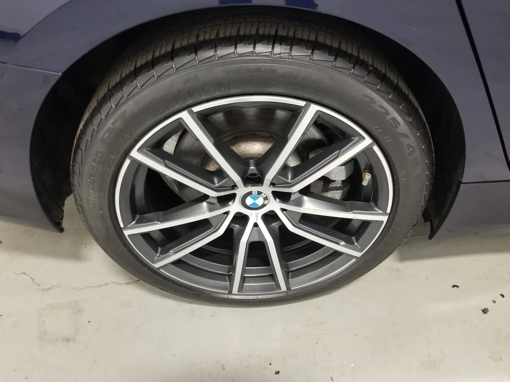 BMW 330 e xDrive * CARFAX * БЕЗ ПЪРВОНАЧАЛНА ВНОСКА - изображение 7