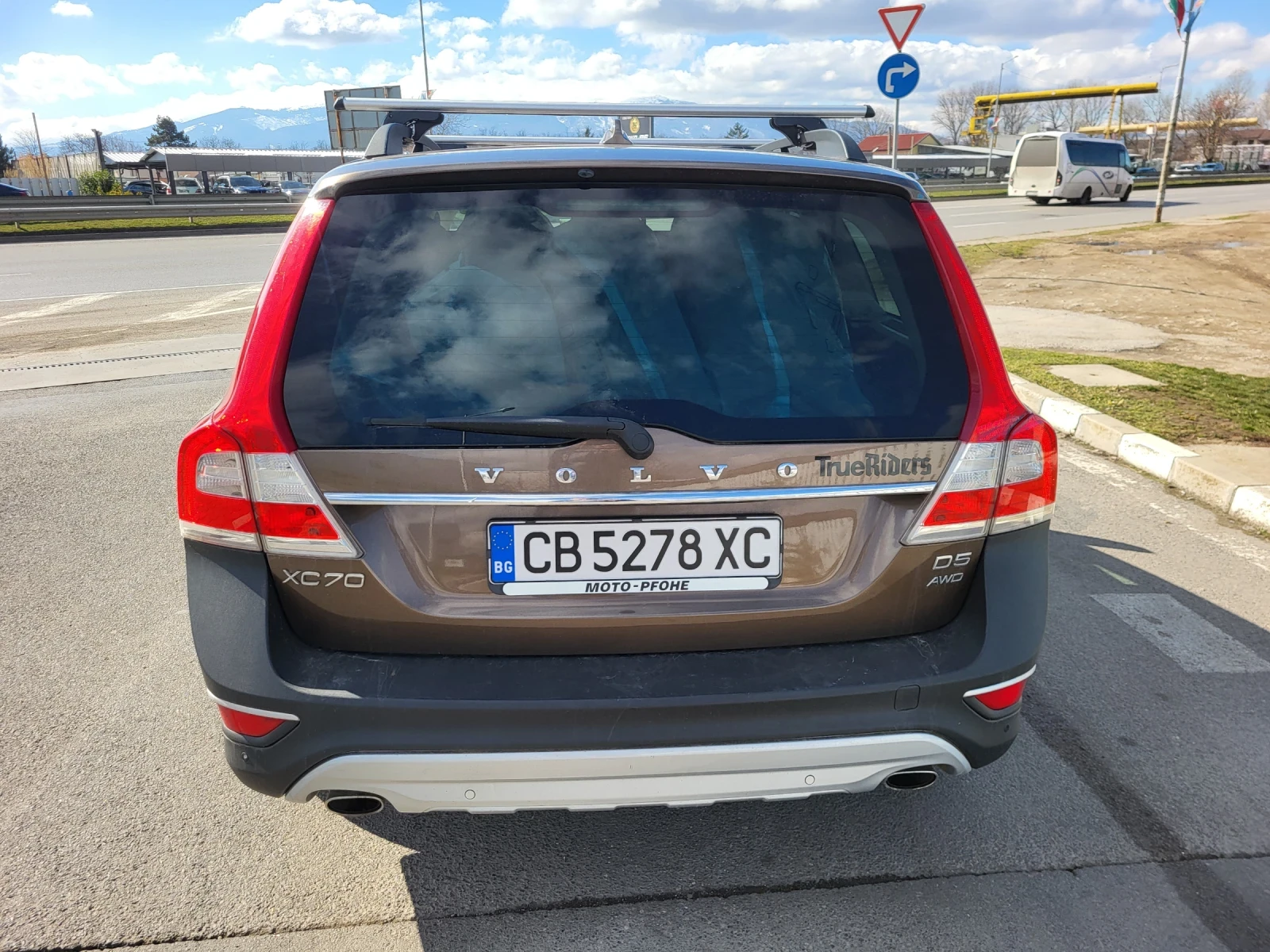 Volvo Xc70 2.4 D5 215 KC AWD EURO 6B 165000 KM ! - изображение 6