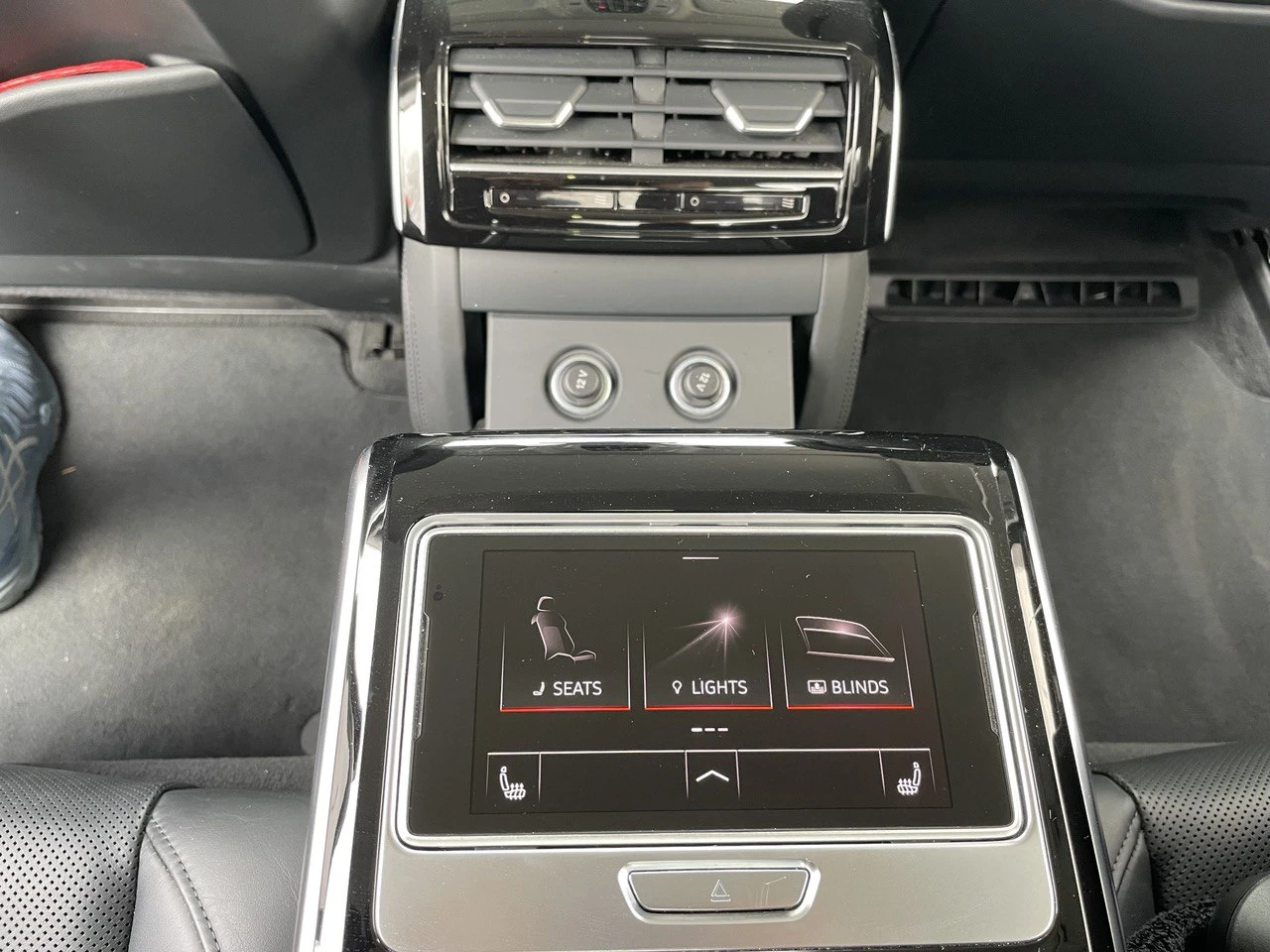 Audi A8  - изображение 10