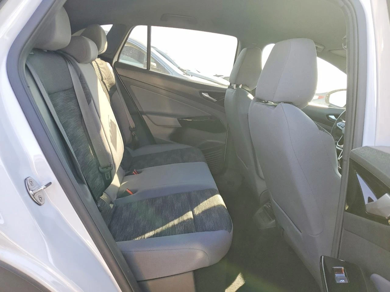 VW ID.4 * Volkswagen Pro* ���� ����* ��� ����*  | Mobile.bg � ����������� 10