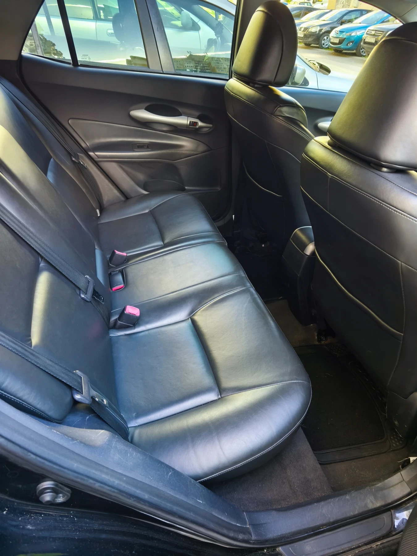 Toyota Auris, снимка 5 - Автомобили и джипове - 54931707