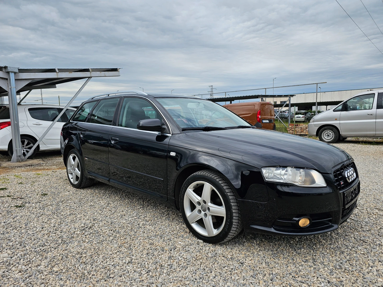 Audi A4 2.0 TDI .Quattro S-Line.190000km, снимка 3 - Автомобили и джипове - 54406302