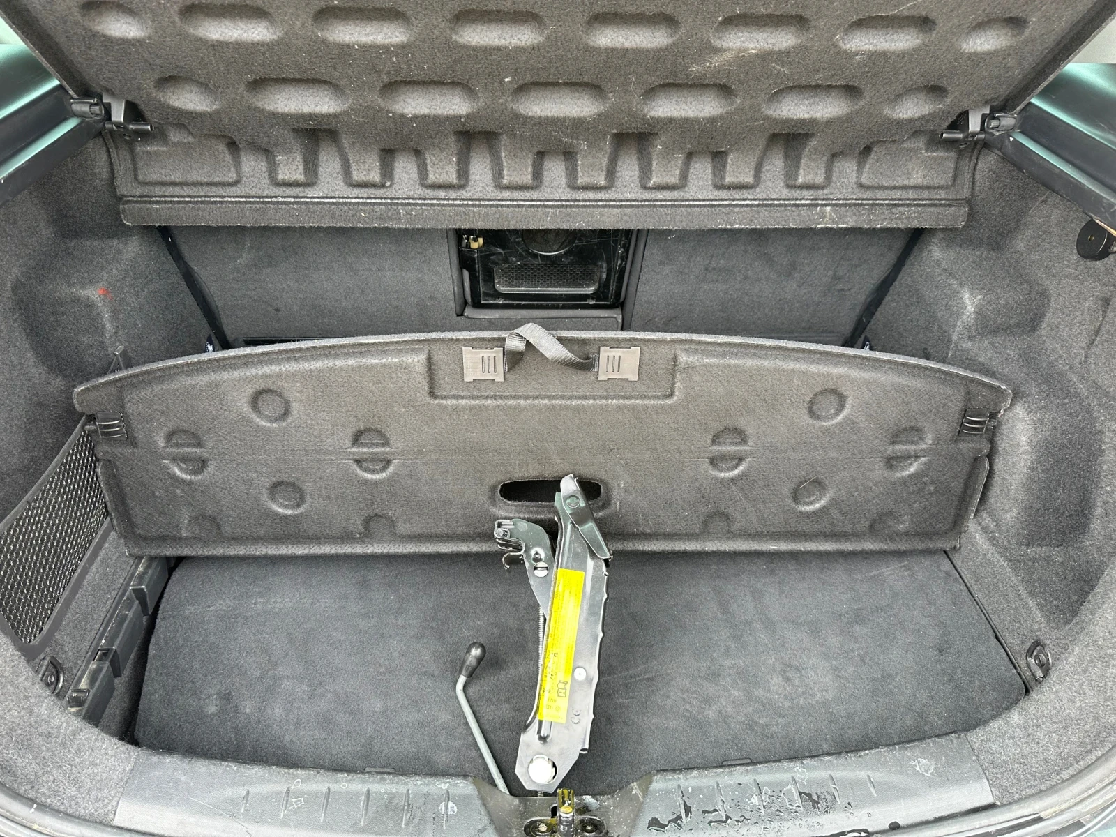 Seat Altea 1.6 TDI 90кс. Common rail, снимка 14 - Автомобили и джипове - 54490468