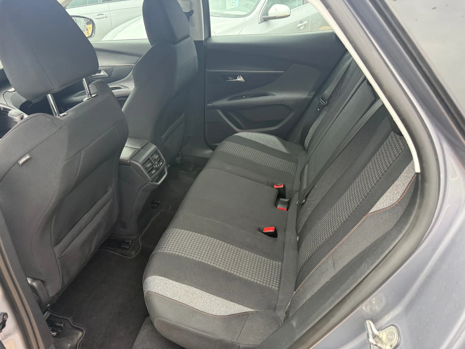 Peugeot 3008 1.6- �����/120�.� | Mobile.bg � ����������� 11