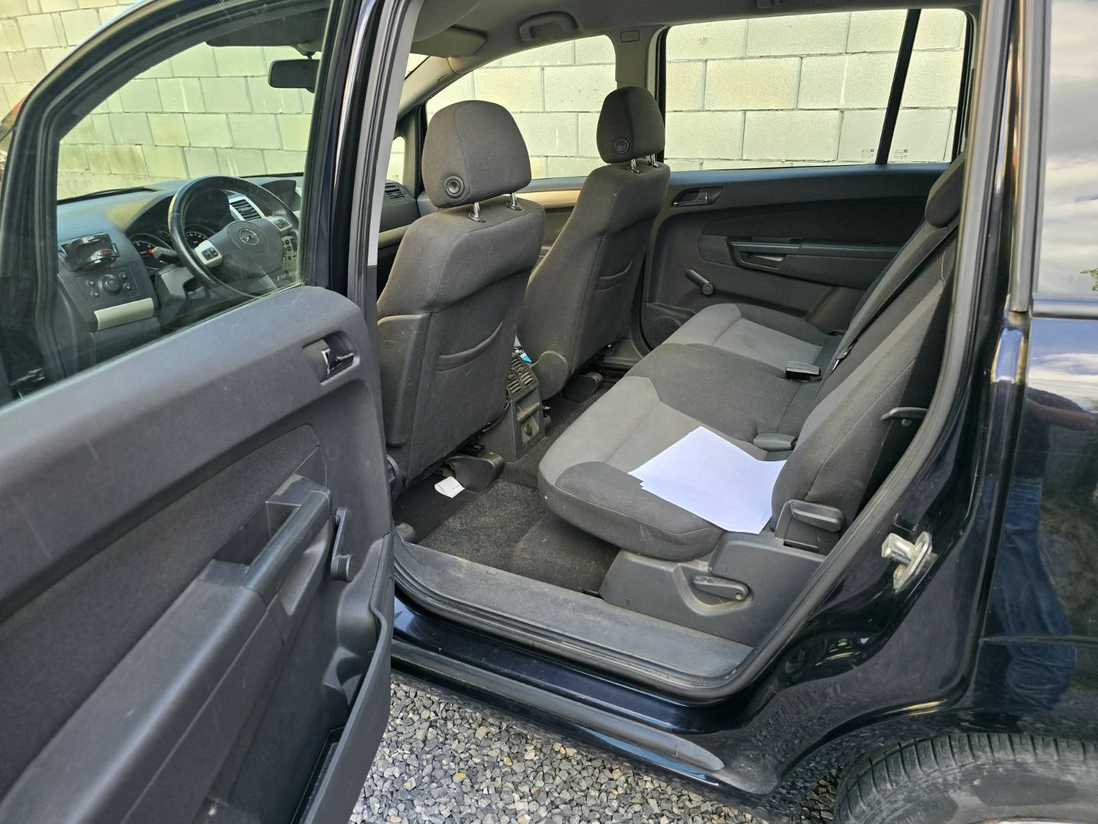 Opel Zafira 1.7 cdti, снимка 11 - Автомобили и джипове - 54729250