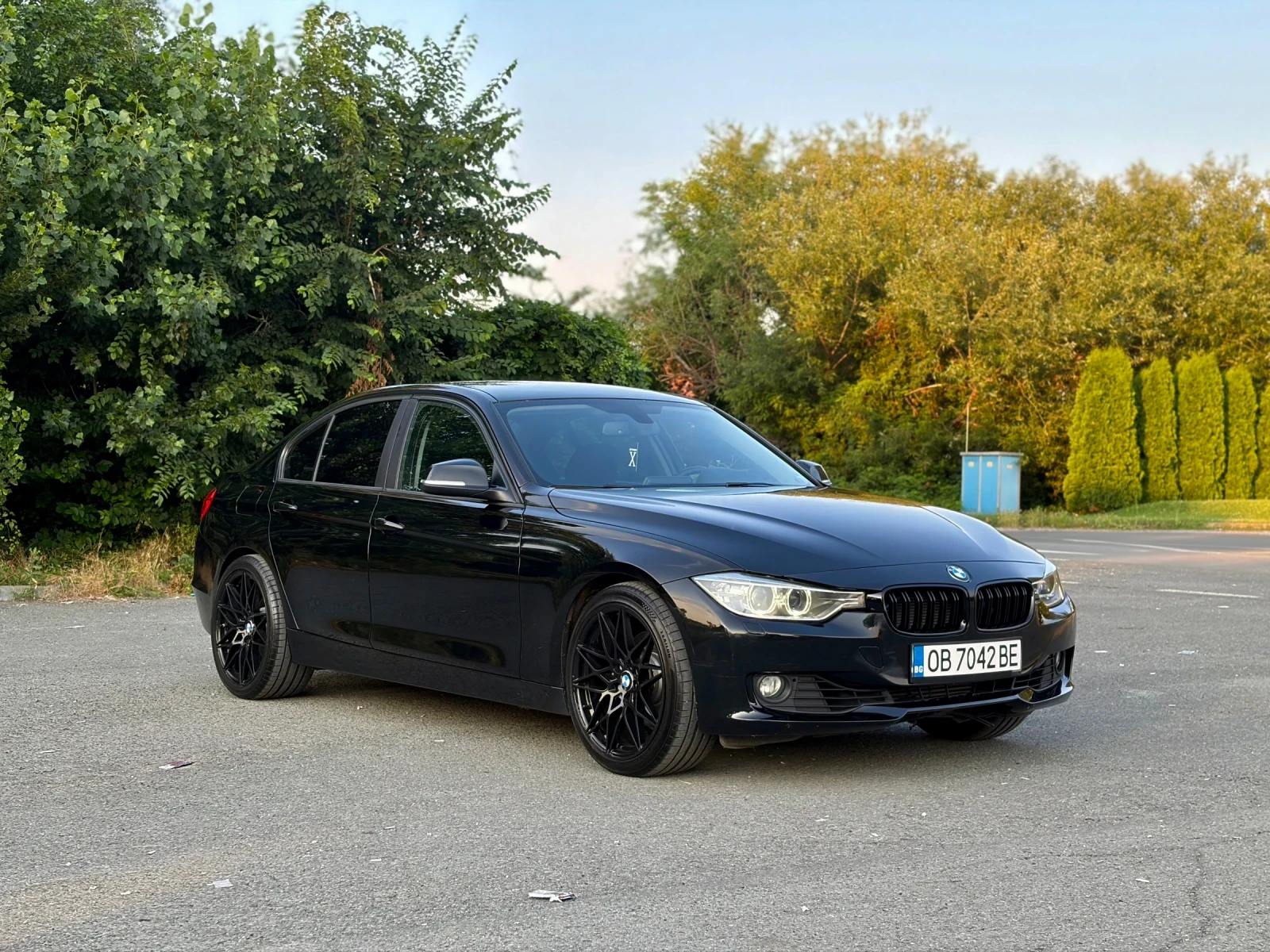 BMW 330, снимка 3 - Автомобили и джипове - 55073446
