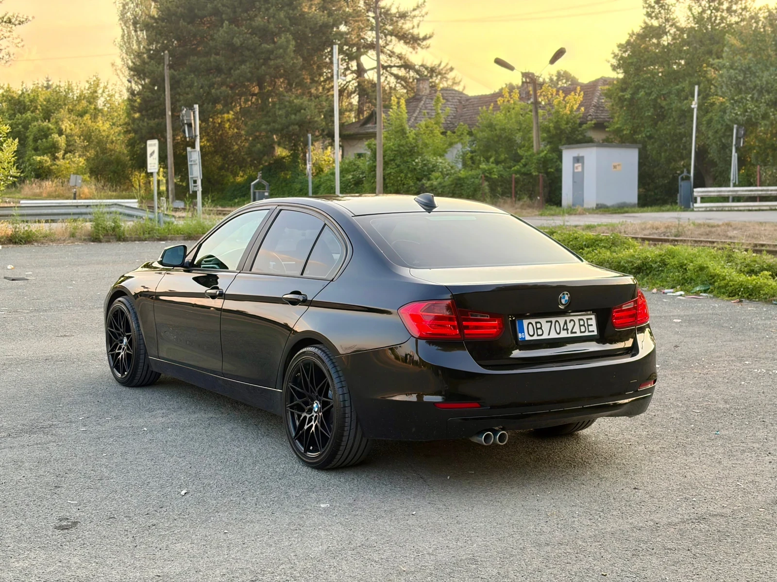 BMW 330, снимка 6 - Автомобили и джипове - 55073446